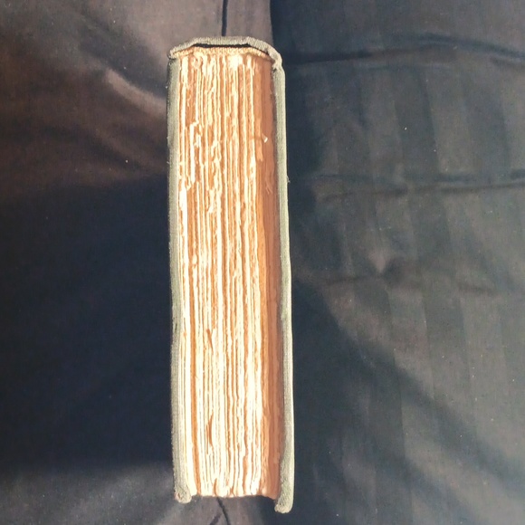 Book - Picture 6 of 9